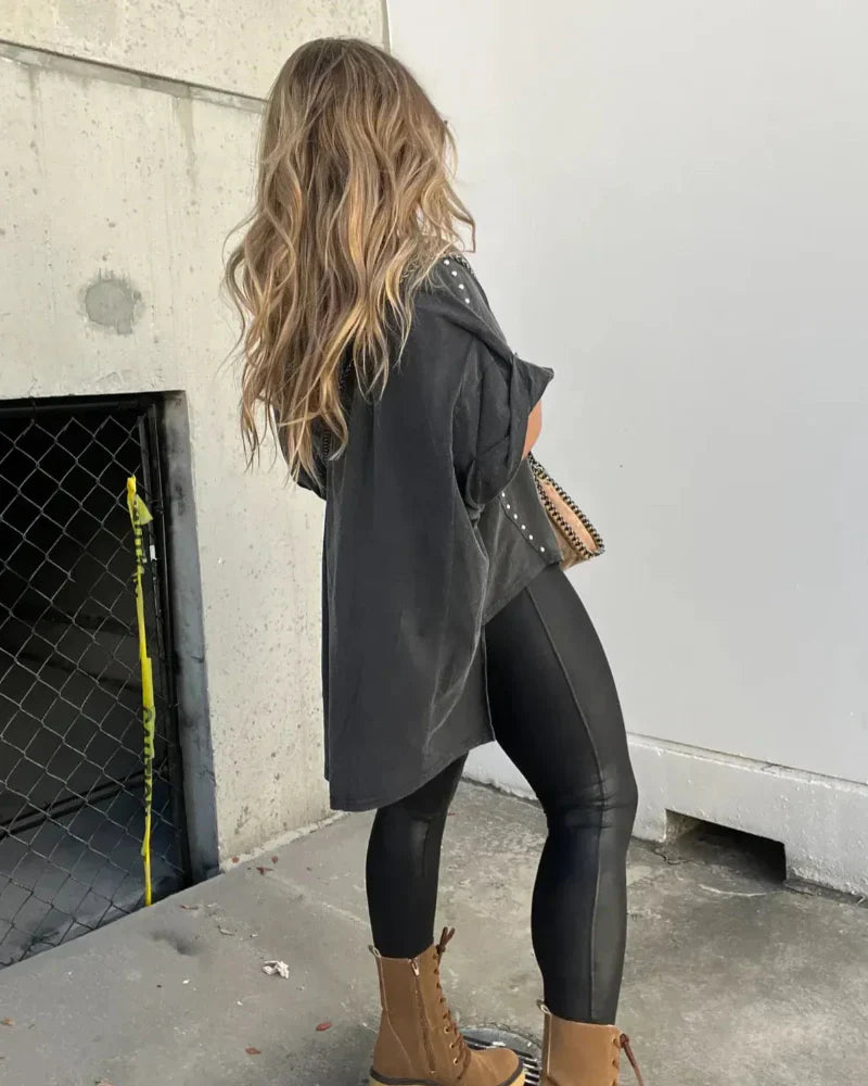 Jordana™ | Camiseta Oversize con Tachuelas